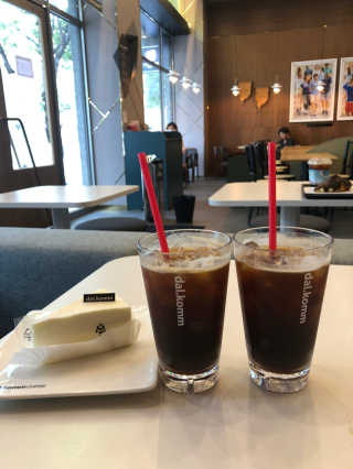 달콤커피 국기원사거리점 [달콤커피국기원사거리점]달콤리뉴얼원두디저트세트 — 5점을 준 리뷰어가 2020년 8월 올린 사용 사진