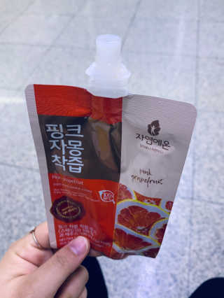 자연에온 핑크 자몽 착즙 100mL 10개입 2BOX — 4.5점을 준 리뷰어가 2020년 11월 올린 사용 사진