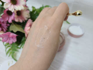 Tween.Ty Skin 트웬티스킨 리페어 아이크림 프리미엄 라인 — 4점을 준 리뷰어가 2020년 10월 올린 사용 사진