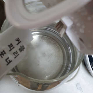 무디메이드 MUDI 커피포트 클리너 2세트 — 5점을 준 리뷰어가 2020년 6월 올린 사용 사진