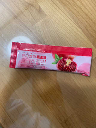 헬스업_쁘띠쁘띠석류콜라겐젤리_20g x 14포 — 4.5점을 준 리뷰어가 2020년 9월 올린 사용 사진