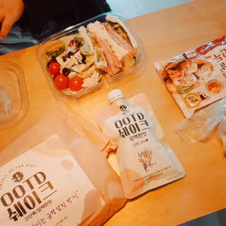 [꾸콤] 참참 OOTD쉐이크 담백한 일주일세트 50g x 5 — 5점을 준 리뷰어가 2020년 11월 올린 사용 사진