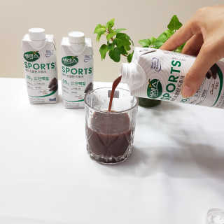셀렉스스포츠 셀렉스 스포츠 드링크 초콜릿 _ 330ml x 12팩 — 5점을 준 리뷰어가 2020년 11월 올린 사용 사진