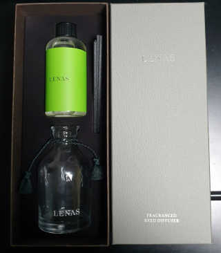 레나스 프리미엄 아로마 디퓨저 200ml  [1SET] — 5점을 준 리뷰어가 2020년 10월 올린 사용 사진