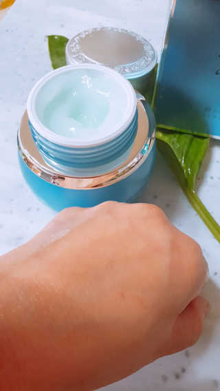 네이처컬렉션 수려한 효비담 수분샘 크림 75ml — 5점을 준 리뷰어가 2020년 5월 올린 사용 사진