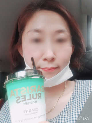 바리스타룰스 민트라임 라떼 — 5점을 준 리뷰어가 2020년 7월 올린 사용 사진