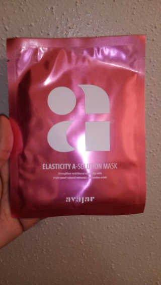 Avajar A-Solution 마스크 — 5점을 준 리뷰어가 2020년 10월 올린 사용 사진