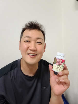 비타맘 키즈플러스업 성장기 어린이 멀티비타민미네랄 120정 — 5점을 준 리뷰어가 2020년 6월 올린 사용 사진