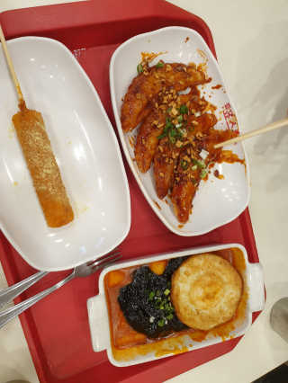 죠스떡볶이 [죠스푸드] 짜빠떡볶이+떡또그+범벅만두 신메뉴 3종 — 2점을 준 리뷰어가 2020년 4월 올린 사용 사진