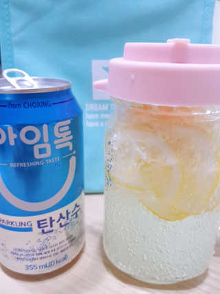 일화 아임톡 탄산수 355mlX24캔 + 보냉팩 증정이벤트 — 5점을 준 리뷰어가 2020년 4월 올린 사용 사진