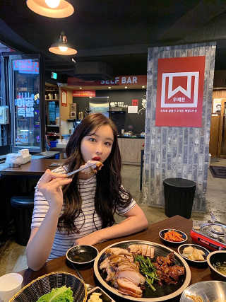 [이공족발 수유점] 무제한 족발B 2인 — 5점을 준 리뷰어가 2020년 5월 올린 사용 사진