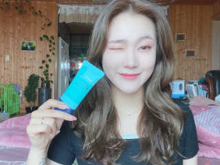 메디힐 수딩 모이스트 선에센스 / 톤업 핑크 선크림 2종 — 4점을 준 리뷰어가 2020년 4월 올린 사용 사진
