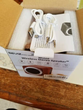 SEVIZ MINI10W 레트로 블루투스 스피커 — 5점을 준 리뷰어가 2020년 10월 올린 사용 사진