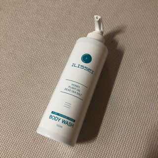 일리세이 허니 샴푸 500ml + 허니 바디워시 500ml 세트 — 4점을 준 리뷰어가 2020년 4월 올린 사용 사진