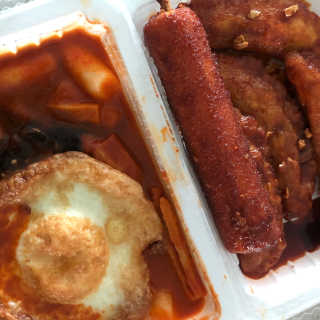 죠스떡볶이 [죠스푸드] 짜빠떡볶이+떡또그+범벅만두 신메뉴 3종 — 4.5점을 준 리뷰어가 2020년 4월 올린 사용 사진