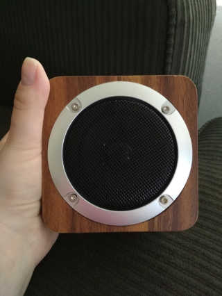 SEVIZ MINI10W 레트로 블루투스 스피커 — 5점을 준 리뷰어가 2020년 8월 올린 사용 사진
