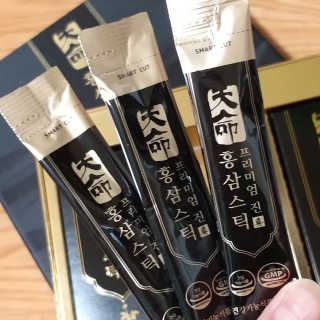 헬스업_천명진프리미엄홍삼스틱_10ml x 30포 — 5점을 준 리뷰어가 2020년 10월 올린 사용 사진