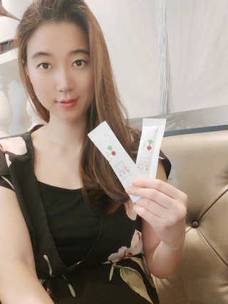 유유네이처 머빈스 젤리 레드비트 콜라겐 — 5점을 준 리뷰어가 2020년 8월 올린 사용 사진