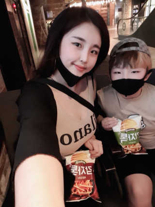 마켓오 감자톡 허브솔트맛/매콤달콤맛 — 5점을 준 리뷰어가 2020년 7월 올린 사용 사진