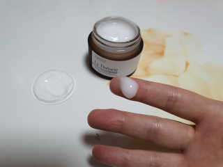 La Theorie Hydrating Ingredients | 하이드레이팅 인그레이디언츠 — 5점을 준 리뷰어가 2020년 5월 올린 사용 사진