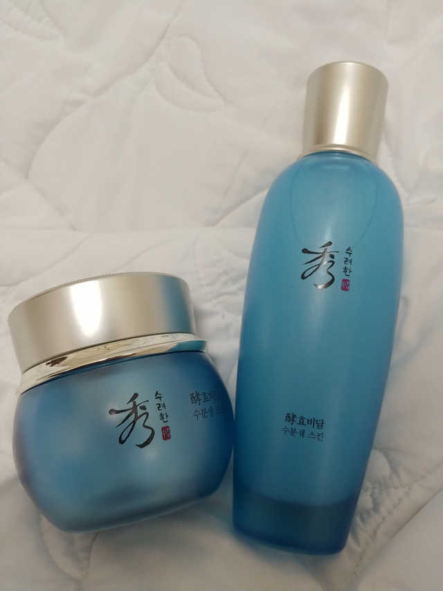 수려한 효비담 수분샘 스킨 160ml 리뷰 사진