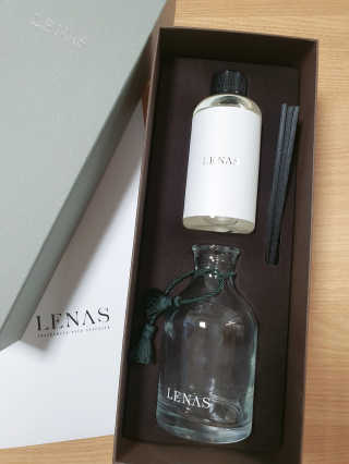 레나스 프리미엄 아로마 디퓨저 200ml  [1SET] — 5점을 준 리뷰어가 2020년 7월 올린 사용 사진