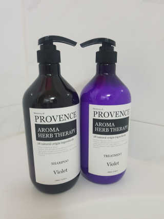 프로방스 바이올렛 퍼퓸 샴푸 1000ml 업그레이드 — 3점을 준 리뷰어가 2020년 8월 올린 사용 사진