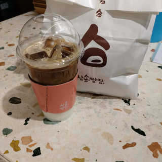 삼송빵집 부천점 [삼송빵집 부천역사점]삼송빵집 특별세트 — 5점을 준 리뷰어가 2020년 6월 올린 사용 사진