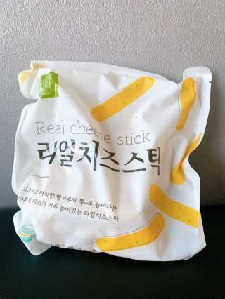 가치식탁 리얼치즈스틱, 리얼크림치즈볼 — 5점을 준 리뷰어가 2020년 8월 올린 사용 사진