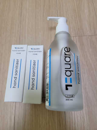 온가족 위생습관, 72스퀘어 손소독제 300ml+30mlx2 구성 — 5점을 준 리뷰어가 2020년 10월 올린 사용 사진