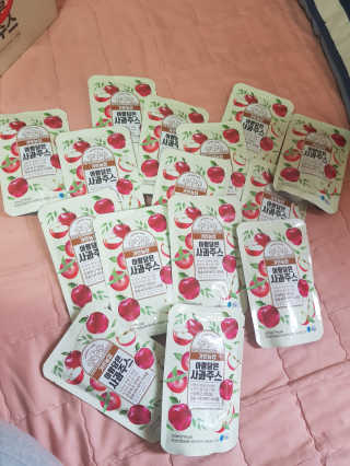 [가든농장]아람담은 사과주스 [가든농장] 아람담은 사과주스 120ml x 15포 — 5점을 준 리뷰어가 2020년 5월 올린 사용 사진