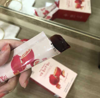 365더건강 에버뷰티 석류콜라겐 젤리 — 5점을 준 리뷰어가 2020년 8월 올린 사용 사진