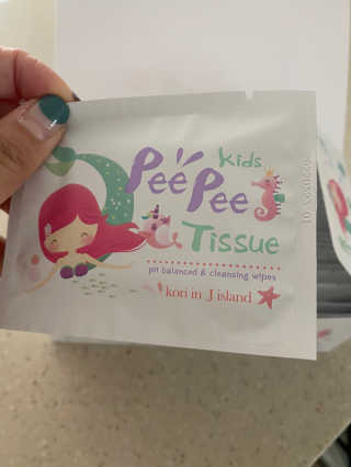 코리인제이아일랜드 키즈 피피티슈  Kids Pee Pee Tissue — 5점을 준 리뷰어가 2020년 10월 올린 사용 사진