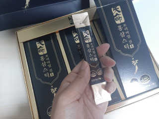 헬스업_천명진프리미엄홍삼스틱_10ml x 30포 — 5점을 준 리뷰어가 2020년 11월 올린 사용 사진