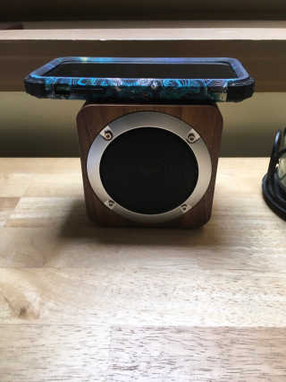 SEVIZ MINI10W 레트로 블루투스 스피커 — 5점을 준 리뷰어가 2020년 9월 올린 사용 사진