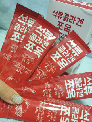 조은약초 석류콜라겐 석류즙 석류쪼옥 젤리 스틱 15포 x 20g — 5점을 준 리뷰어가 2020년 8월 올린 사용 사진
