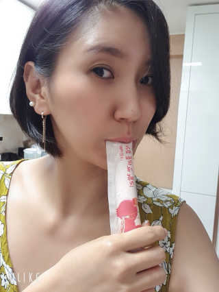 365더건강 에버뷰티 석류콜라겐 젤리 — 5점을 준 리뷰어가 2020년 8월 올린 사용 사진