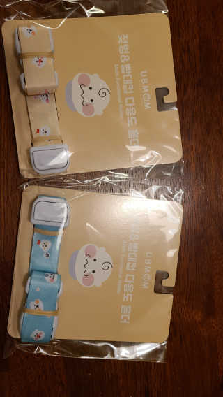 유비맘 젖병 빨대컵 다용도 홀더 1+1 _ 컬러 랜덤 발송 — 5점을 준 리뷰어가 2020년 9월 올린 사용 사진