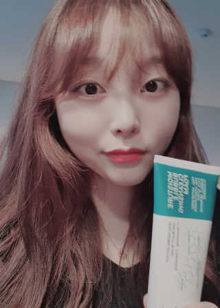 내추럴프렌드 모이스춰 버블 클렌징폼 — 5점을 준 리뷰어가 2020년 11월 올린 사용 사진