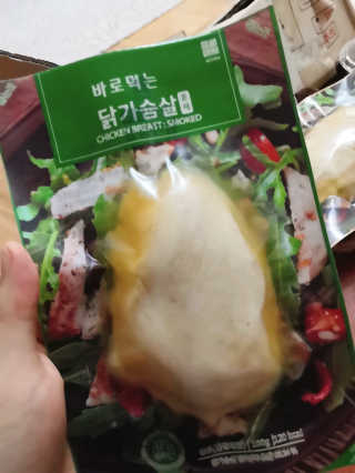 바로 먹는 아침 실온보관 닭가슴살 6종 — 5점을 준 리뷰어가 2020년 9월 올린 사용 사진