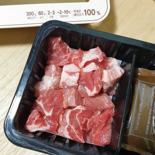 선진포크한돈 간편한돈 큐브목심 스테이크 — 4점을 준 리뷰어가 2020년 11월 올린 사용 사진