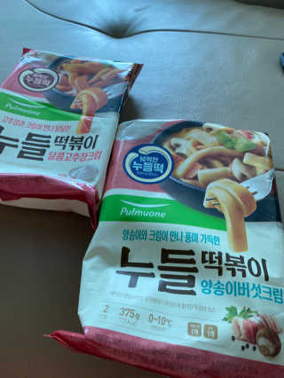 [풀무원] 달콤고추장크림, 양송이버섯크림 누들떡볶이 — 4.5점을 준 리뷰어가 2020년 5월 올린 사용 사진