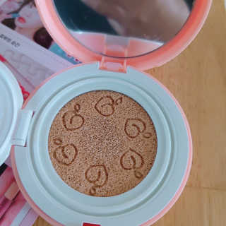 [블랙루즈] 피치 커버 벨벳 쿠션 2종 중 택1 — 5점을 준 리뷰어가 2020년 7월 올린 사용 사진