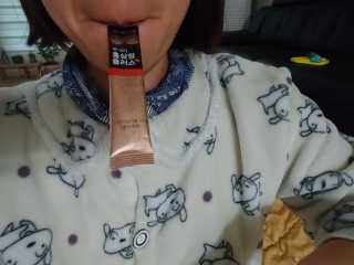 서울약사신협_투데이홍삼정플러스스틱_10g x 30포 — 5점을 준 리뷰어가 2020년 11월 올린 사용 사진