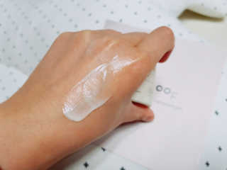 어글리프루프 크림 바이어글리 하이드레이션 샤워 50ml — 5점을 준 리뷰어가 2020년 11월 올린 사용 사진