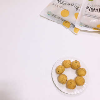 가치식탁 리얼치즈스틱, 리얼크림치즈볼 — 5점을 준 리뷰어가 2020년 6월 올린 사용 사진