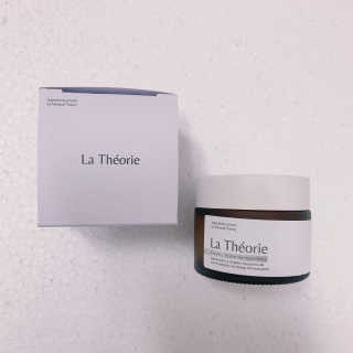 La Theorie Hydrating Ingredients | 하이드레이팅 인그레이디언츠 — 5점을 준 리뷰어가 2020년 4월 올린 사용 사진