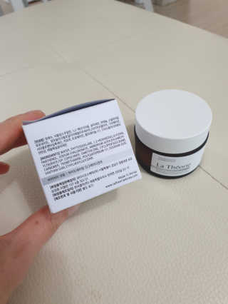 La Theorie Hydrating Ingredients | 하이드레이팅 인그레이디언츠 — 5점을 준 리뷰어가 2020년 5월 올린 사용 사진