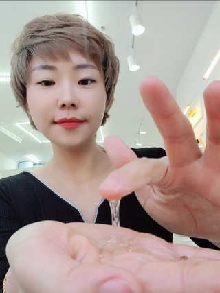 달리프 갈락토미세스 베러 퍼퓸 바디워시 로즈머스크 — 5점을 준 리뷰어가 2020년 11월 올린 사용 사진