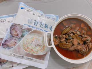 바다는다웰빙이다 완도사랑 전복죽 250g - 2팩 + 전복장조림 2팩 — 5점을 준 리뷰어가 2020년 11월 올린 사용 사진